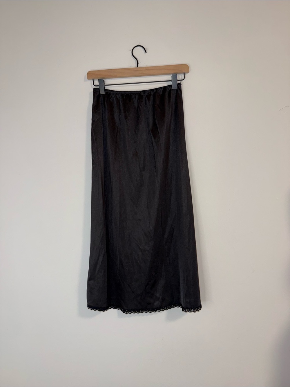 VTG 70s Winkelman Black Full Length Nylon Lace Trimmed Slip Skirt Sz L Keywords